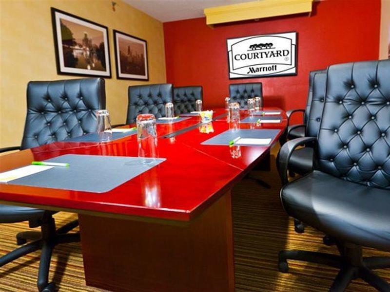 Courtyard Chicago O'Hare Hotel Де Плейнс Екстериор снимка